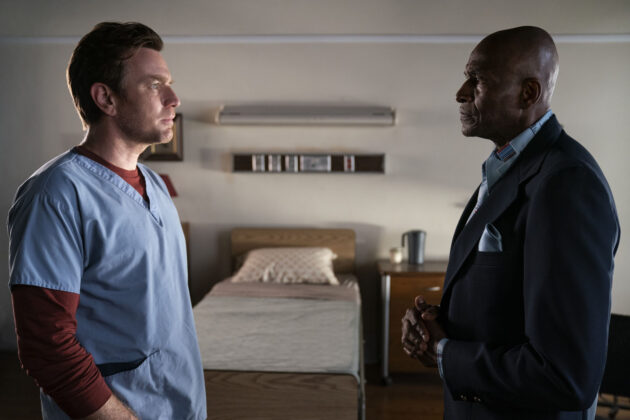 photo, Ewan McGregor, Carl Lumbly