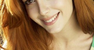 Elena Satine : Photo officielle