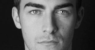 Tom Austen : Photo officielle