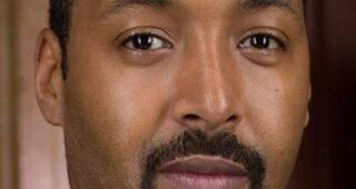 Jesse L. Martin : Photo officielle