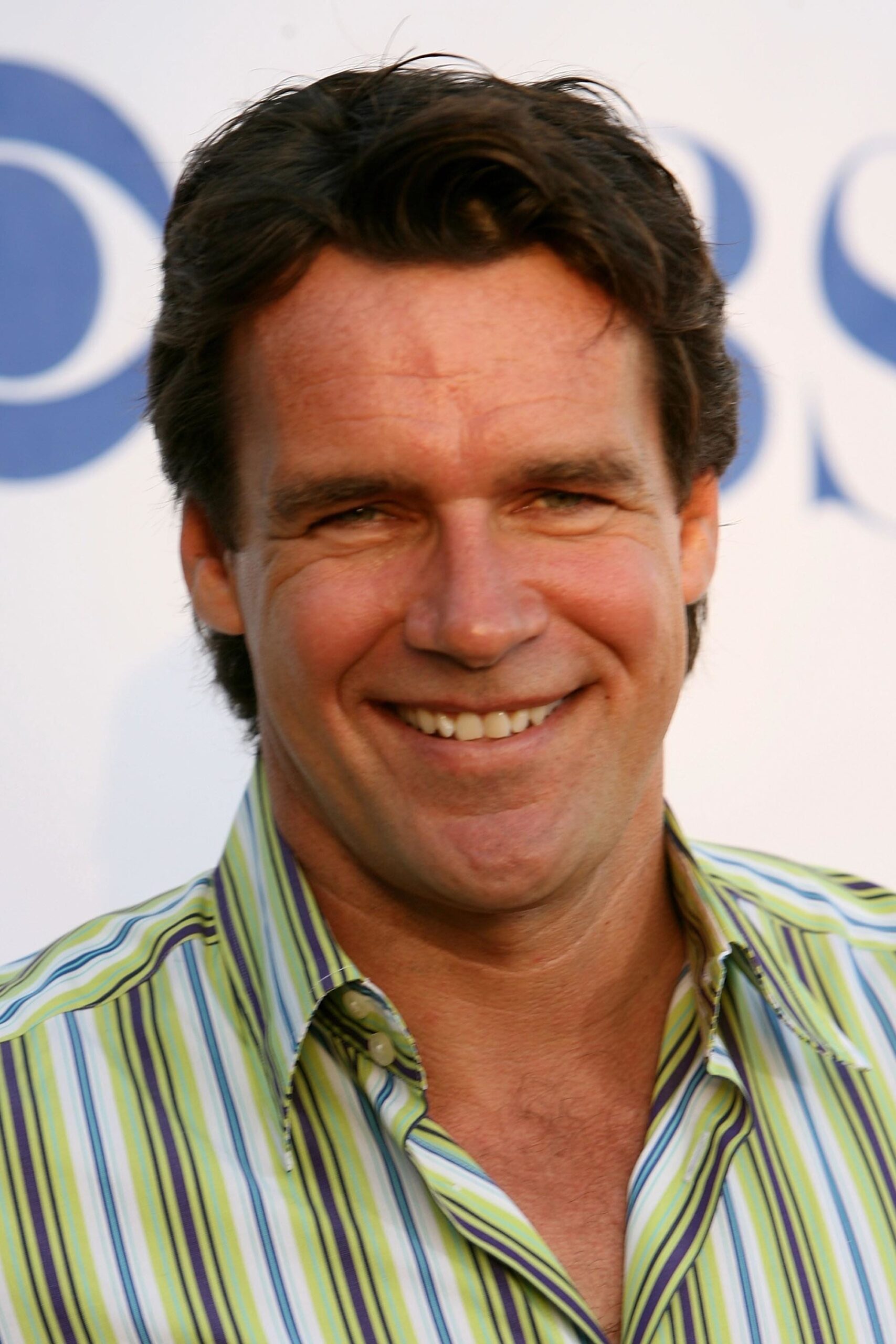 David James Elliott : Photo officielle
