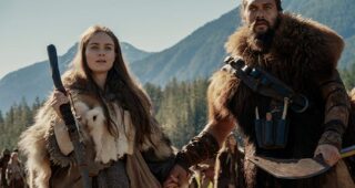 See : photo, See Season 1, Jason Momoa, Hera Hilmar
