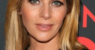 Jessalyn Gilsig : Photo officielle
