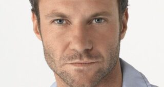 Chris Vance : Photo officielle