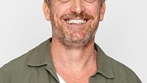 Hugh Davidson : Photo officielle