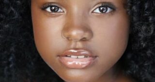 Saniyya Sidney : Photo officielle