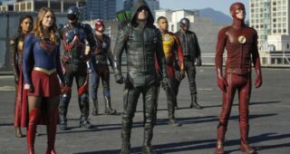 Arrow : photo, The Flash, Supergirl, Batwoman, DC's Legends of Tomorrow, Black Lightning