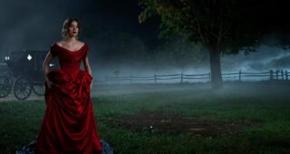 Dickinson : photo, Dickinson Saison 1, Hailee Steinfeld