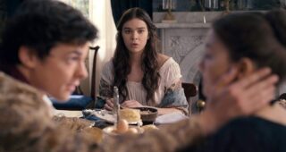 Dickinson : photo, Dickinson Saison 1, Hailee Steinfeld