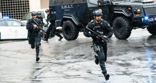 S.W.A.T. Saison 3 : photo, Jay Harrington, Shemar Moore