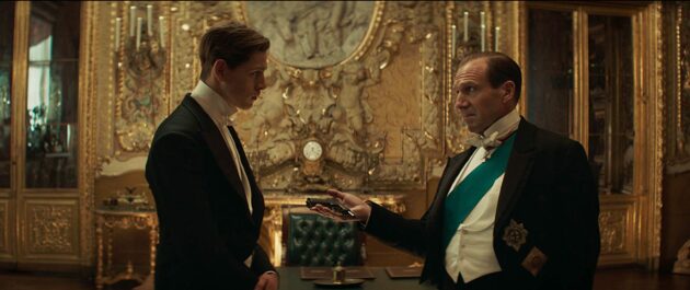 photo, Harris Dickinson, Ralph Fiennes
