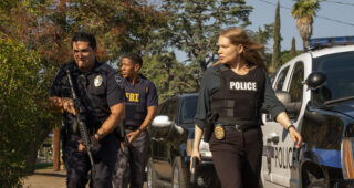 Unbelievable : photo, Merritt Wever