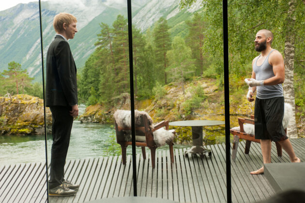 photo, Oscar Isaac, Domhnall Gleeson