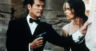 L'Espion qui m'aimait : photo, Roger Moore, Barbara Bach