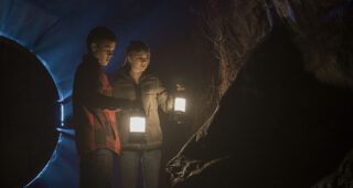 Locke & Key : photo, Connor Jessup, Emilia Jones