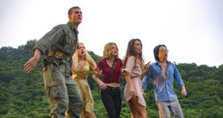 Nightmare Island : photo, Lucy Hale, Austin Stowell