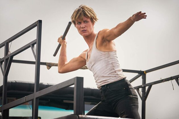 photo, Mackenzie Davis