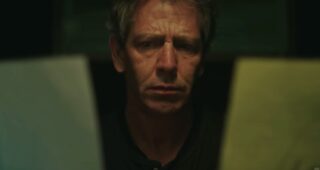 The Outsider : photo, Ben Mendelsohn