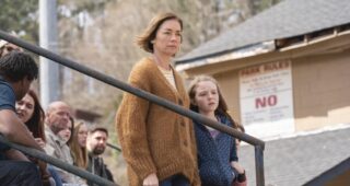 The Outsider : photo, Julianne Nicholson, The Outsider
