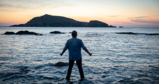 Une île : photo, Sergi López