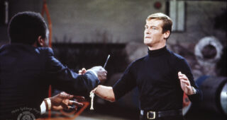 Vivre et laisser mourir : photo, Roger Moore (I)