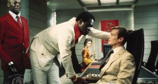 Vivre et laisser mourir : photo, Roger Moore (I), Yaphet Kotto