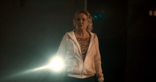 Dead Rising : Watchtower : photo, Virginia Madsen