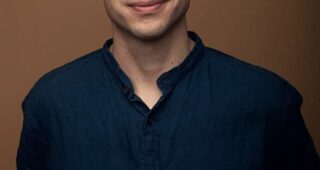 David Rysdahl : Photo officielle