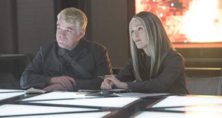 Hunger Games : La Révolte, 1ère partie : photo, Philip Seymour Hoffman, Julianne Moore