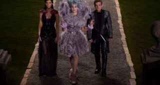 Hunger Games : L'Embrasement : photo, Elizabeth Banks, Josh Hutcherson, Jennifer Lawrence