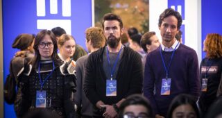 Mythic Quest : Le Festin du Corbeau : photo, Rob McElhenney, Aparna Nancherla, Danny Pudi