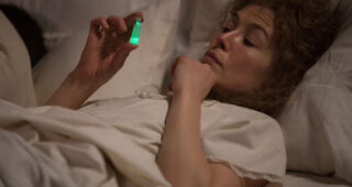 Radioactive : photo, Rosamund Pike