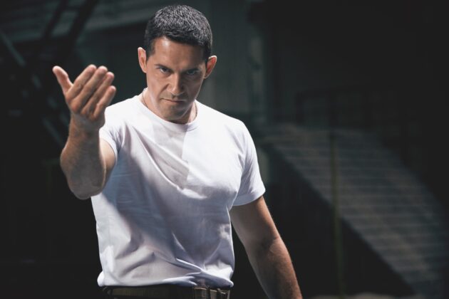 photo, Scott Adkins