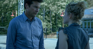 Ozark : Photo Jason Bateman, Julia Garner