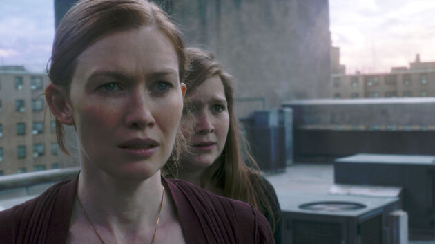 photo, Mireille Enos