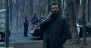 Defending Jacob : Photo Chris Evans