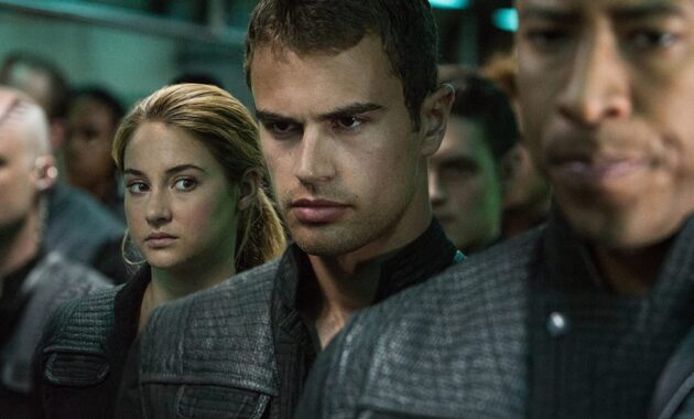 Divergente : photo, Theo James