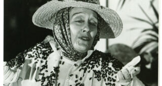 Killer Bees : photo, Gloria Swanson