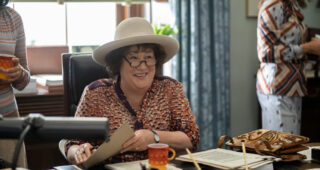 Mrs. America : photo, Margo Martindale