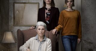 Relic : photo, Bella Heathcote, Robyn Nevin, Emily Mortimer