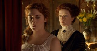 Titanic : photo, Frances Fisher, Kate Winslet