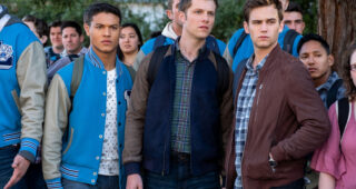 13 Reasons Why : Photo Brandon Flynn, Tyler Barnhardt