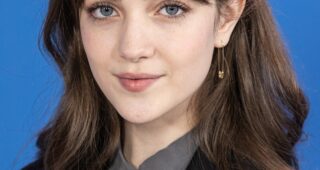 Talia Ryder : Photo officielle