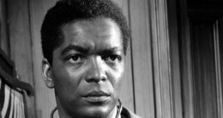 Earl Cameron : photo