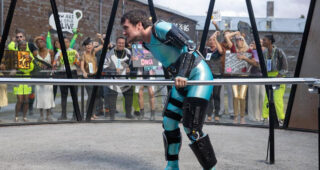 Future Man : Photo Josh Hutcherson