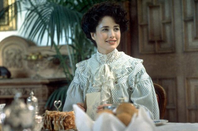 photo, Andie MacDowell