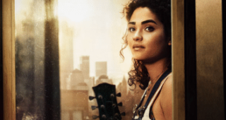 Her Voice : affiche