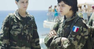 Voir du pays : Photo Ariane Labed, Soko, Soko (II)