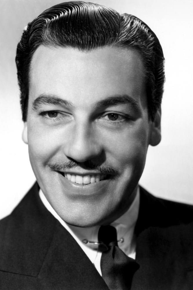 Cesar Romero : Photo officielle
