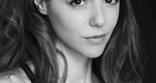 Manuela Velasco : Photo officielle